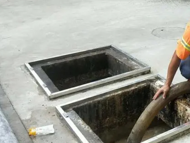 栖霞化粪池清理