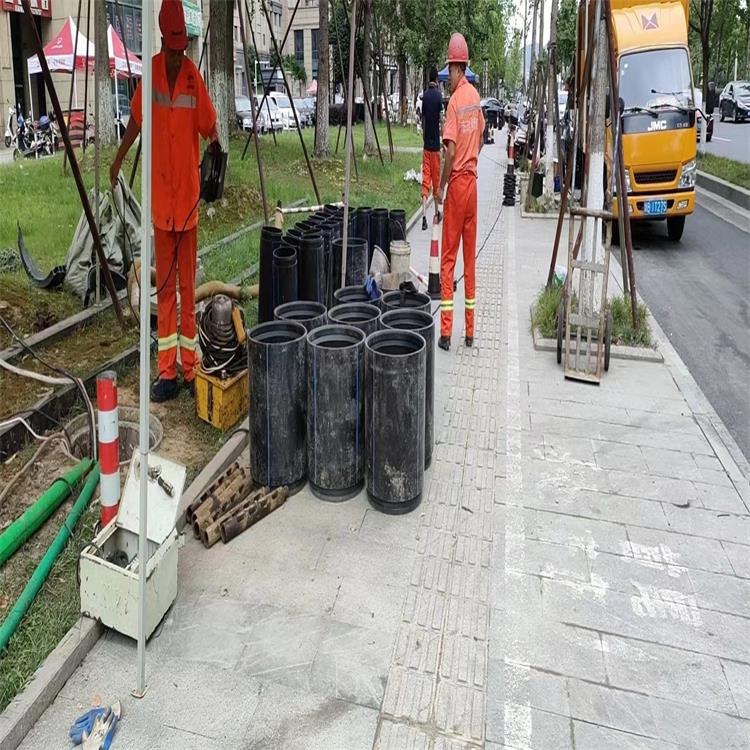 栖霞管道短管置换修复